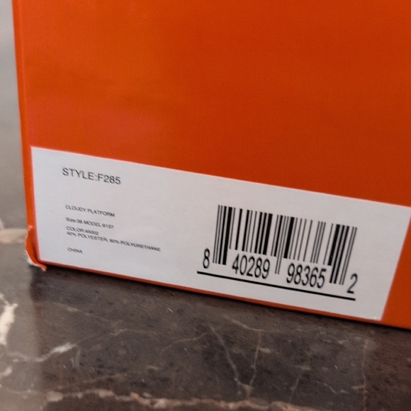 Simon Miller Silver Metallic 'Cloudy Platform' Bubble Clogs - Size 38 (US 7.5-8) - Picture 11 of 11